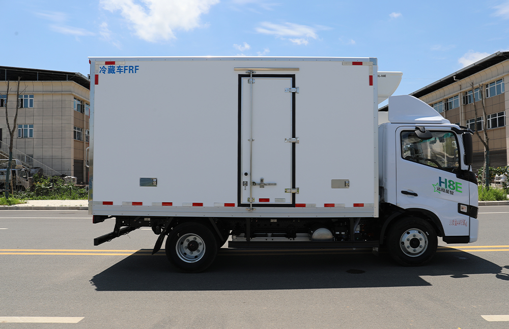 Refrigerated truck